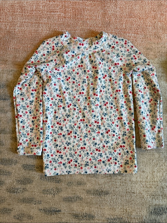 Petit Bateau Other - Petit Bateau Girls' Floral Long-Sleeve swim Top - White with Red & Blue Flowers